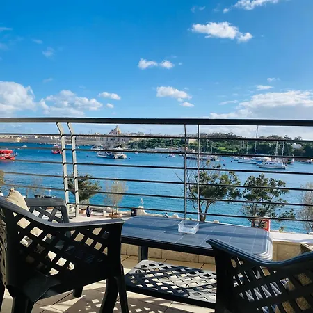 Valletta Harbour View - Signature Διαμέρισμα *