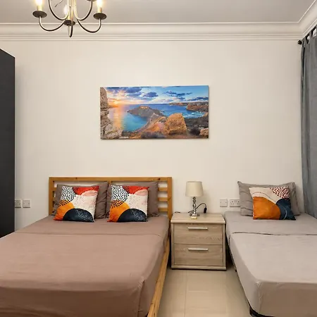 Spacious Signature - Valletta Harbour View * Sliema