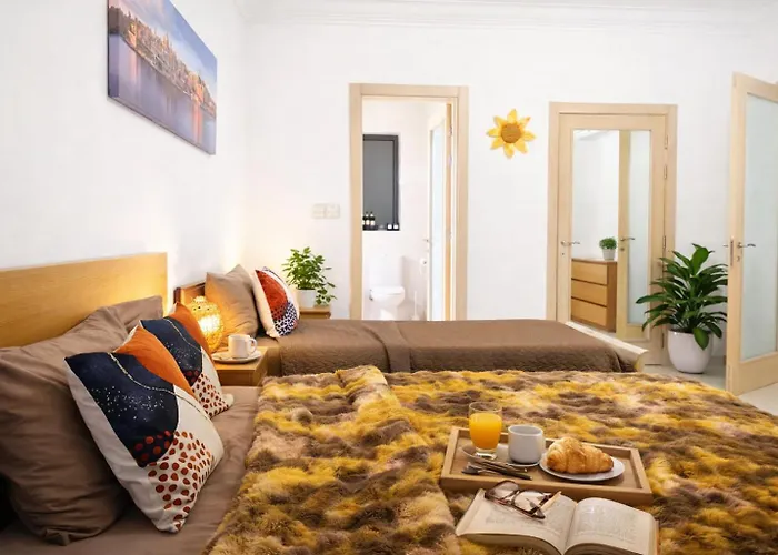 Valletta Harbour View - Signature