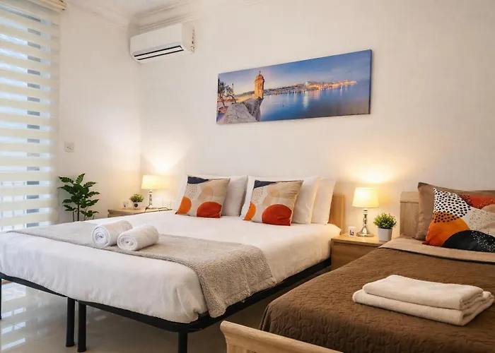 Valletta Harbour View - Signature